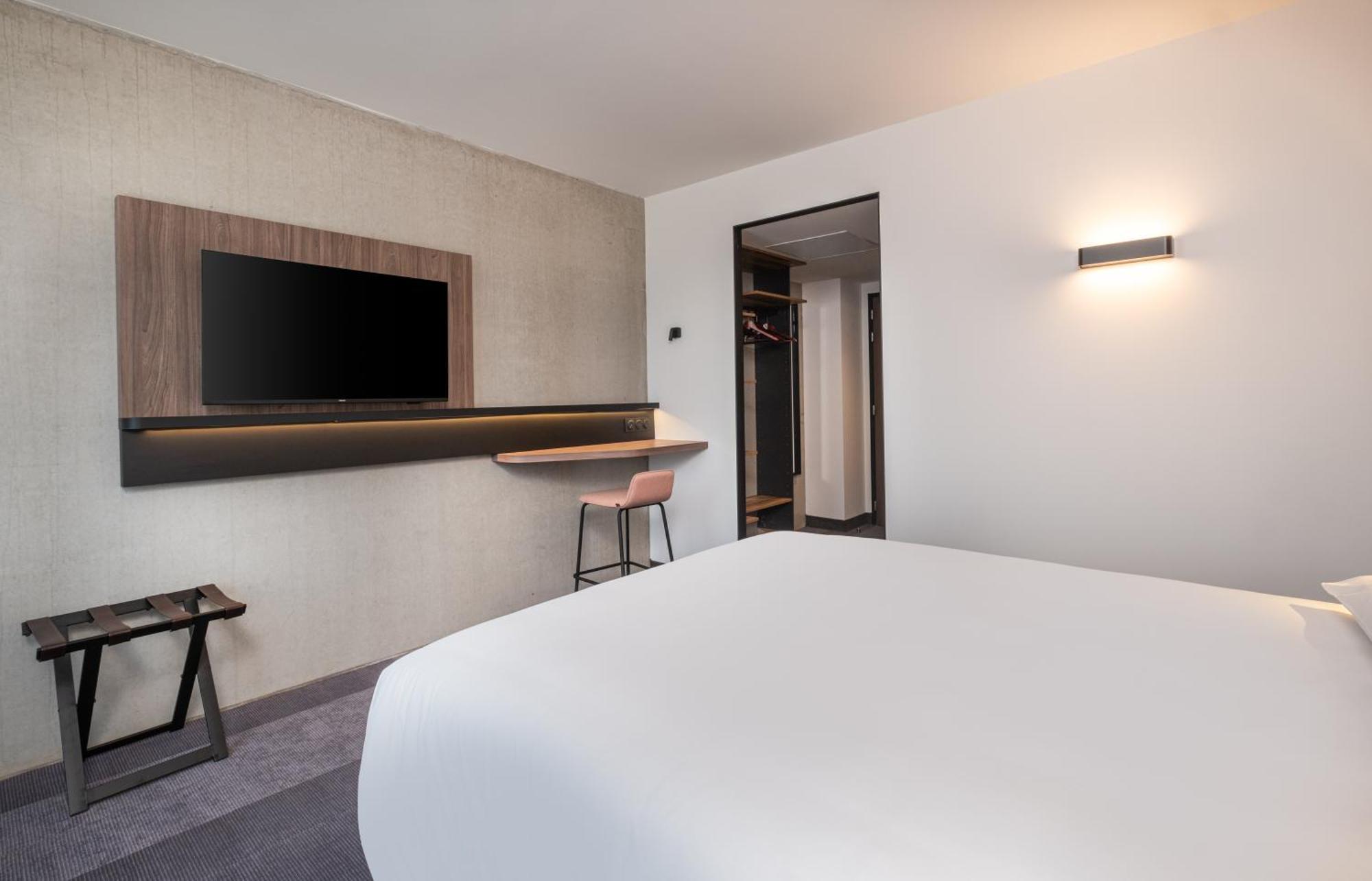 Kyriad Chateauroux Nord - Aeroport Deols Екстер'єр фото